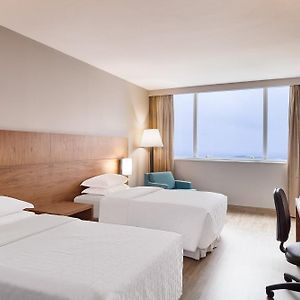Deluxe Twin Guest room 2 Twin or Single Beds Ocean view